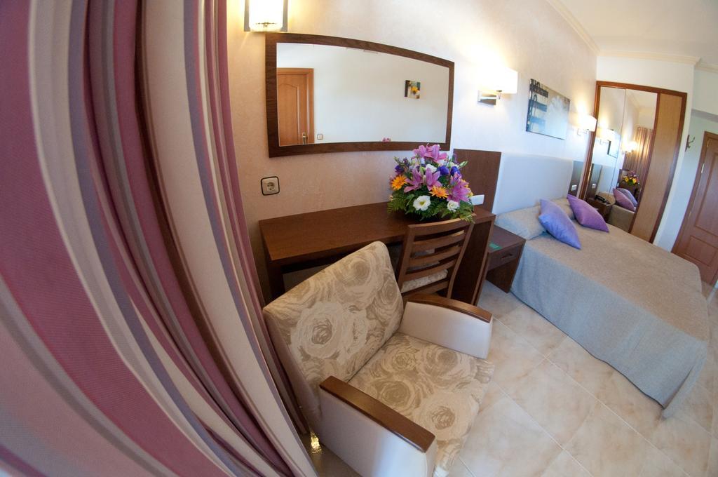 Hotel Cala Gat Кала Ратьяда Экстерьер фото